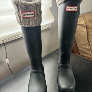 Hunter Black Rubber Sole Boots